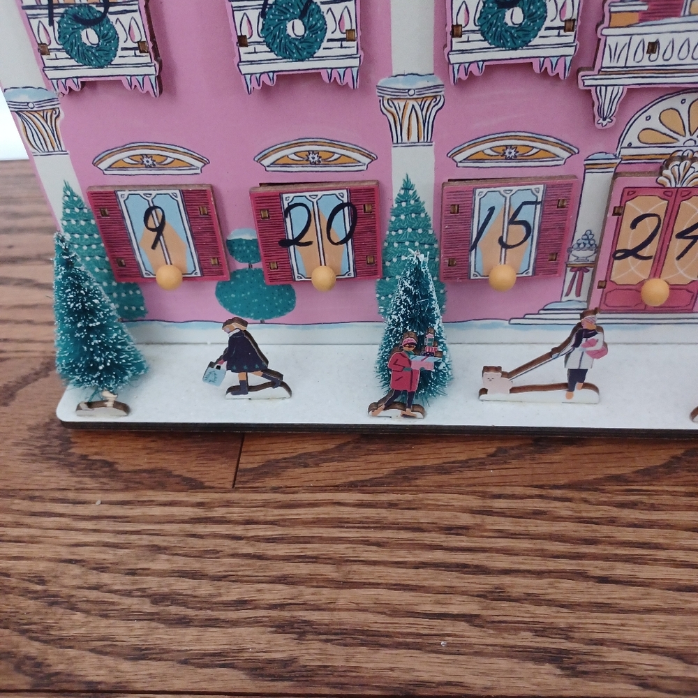 NWT ANTHROPOLOGIE George And Viv Grand Hotel Christmas Advent Calendar - Picture 7 of 10